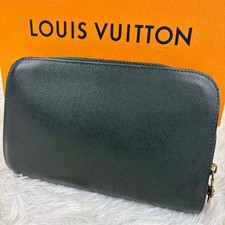 Louis Vuitton M30184 Taiga