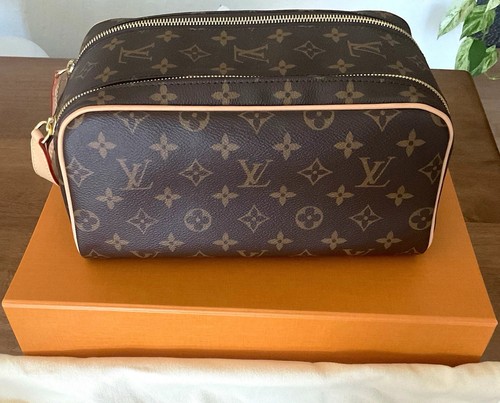 Louis vuitton monogram dopp - vuitton,