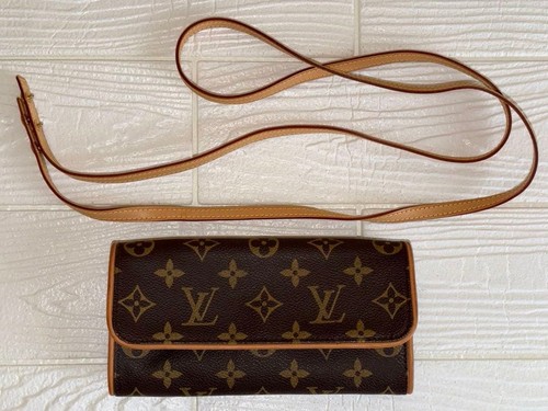 Borsa tracolla louis vuitton - a,